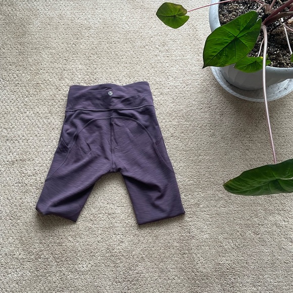 lululemon Invigorate Pant 25' - Picture 3 of 3